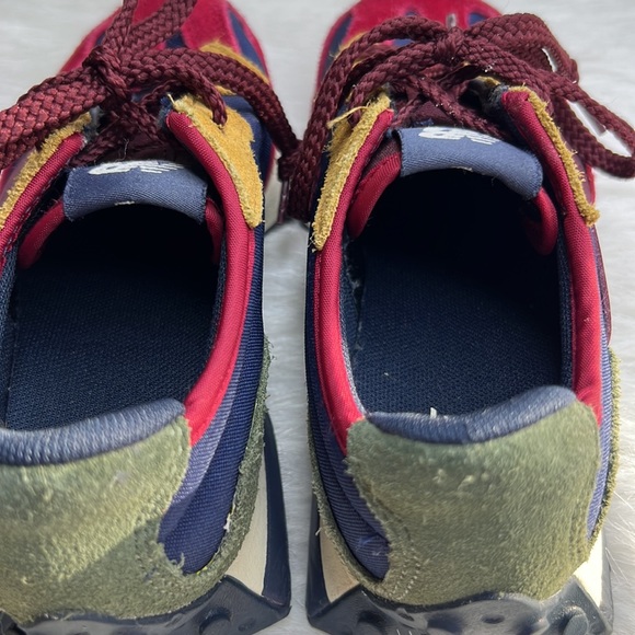 New Balance 327 Kids Size 13 - Picture 7 of 12
